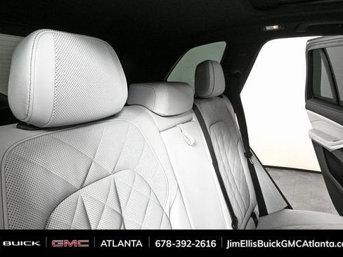 Used 2024 BMW X5 xDrive40i w/ Premium Package image 22