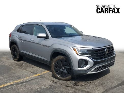 Used 2024 Volkswagen Atlas Cross Sport SE AWD/4WD image 1