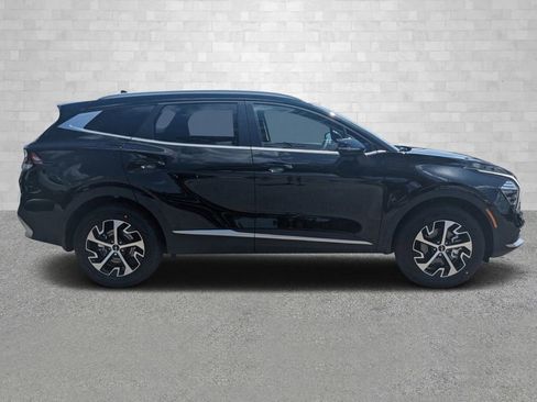 Used 2024 Kia Sportage EX image 2