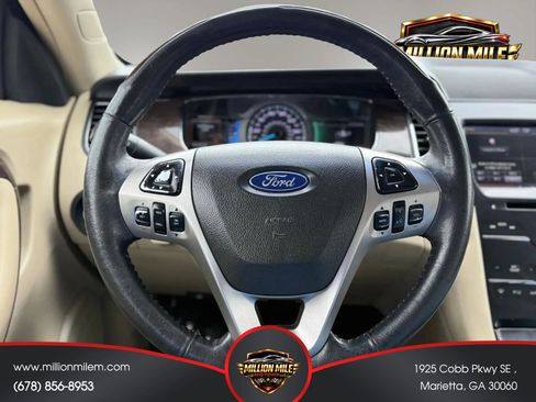 Used 2015 Ford Taurus Limited FWD image 25