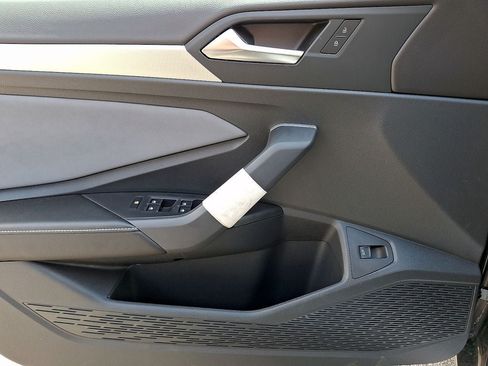 New 2026 Volkswagen Jetta SE FWD image 8
