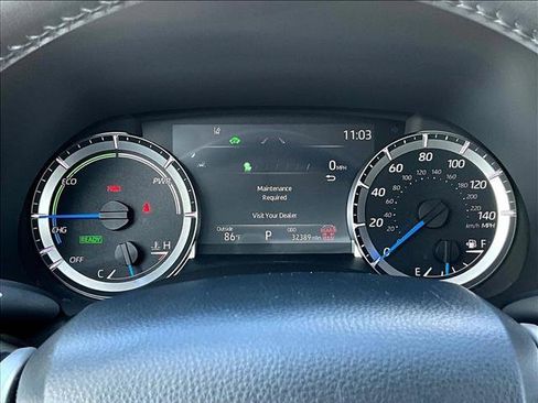 Used 2024 Toyota Highlander XLE image 22