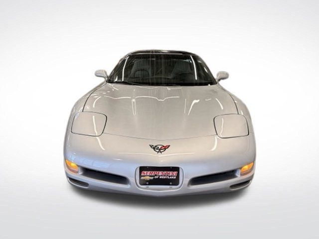 Used 1997 Chevrolet Corvette Coupe w/ Memory Pkg RWD image 2