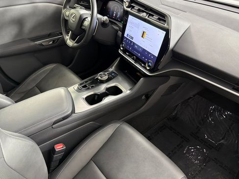 Used 2023 Lexus RZ 450e Premium w/ Technology Package AWD/4WD image 15