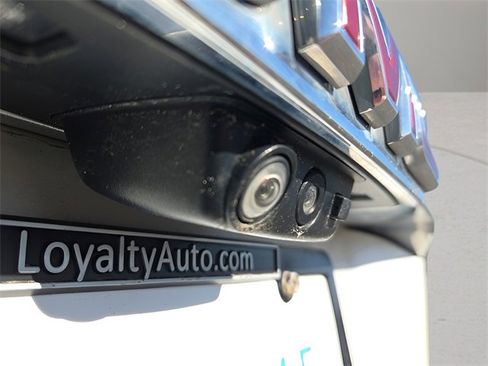 Used 2022 GMC Acadia Denali w/ Denali Technology Package image 19