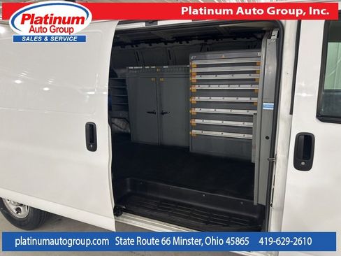 Used 2018 Chevrolet Express 3500 Work Van w/ Driver Convenience Package image 26