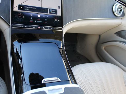 Used 2022 Mercedes-Benz EQS 450+ Sedan image 35