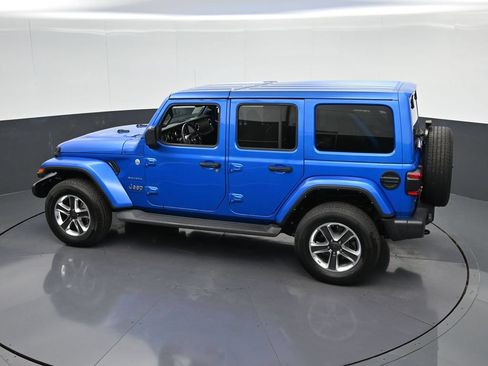 Used 2023 Jeep Wrangler Unlimited Sahara w/ LED Lighting Group AWD/4WD image 26