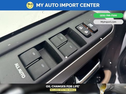 Used 2024 Toyota 4Runner SR5 Premium image 11