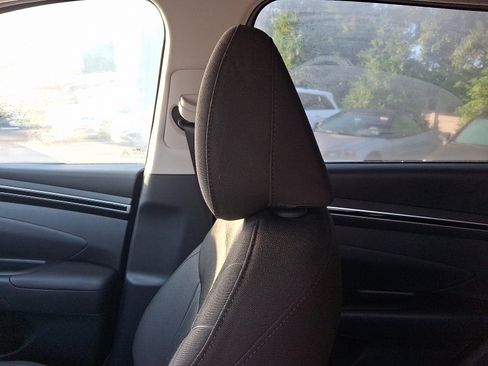 Used 2022 Hyundai Tucson SEL image 17