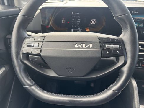 Used 2026 Kia Sportage LX FWD image 27