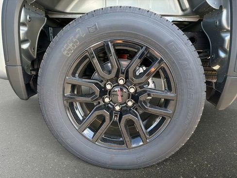 New 2026 GMC Sierra 1500 Elevation AWD/4WD image 10