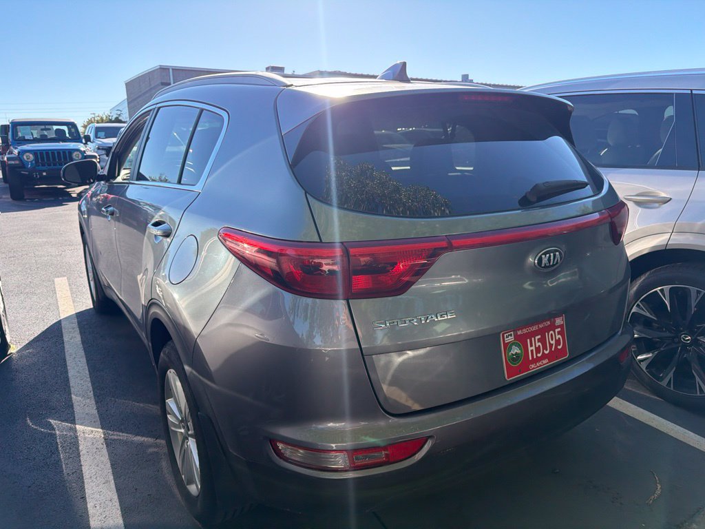 Used 2017 Kia Sportage LX w/ LX Popular Package AWD/4WD image 4