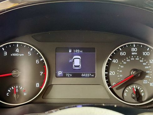 Used 2023 Kia Seltos S AWD/4WD image 14