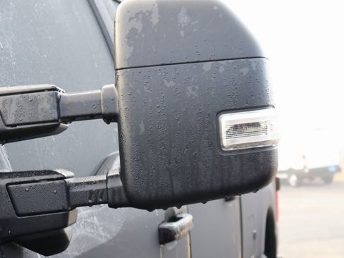 Used 2023 Ford F250 XLT w/ Black Appearance Package image 3