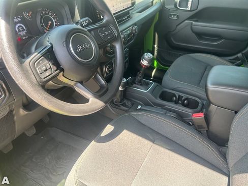 Certified 2025 Jeep Wrangler Sport AWD/4WD image 15