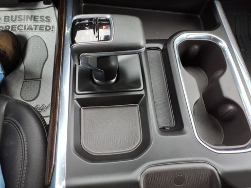 Used 2025 GMC Sierra 1500 Elevation w/ Elevation Premium Package image 15