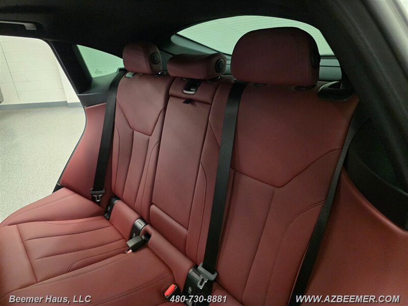 Used 2023 BMW i4 eDrive35 RWD image 28