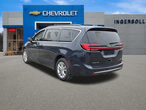 Used 2021 Chrysler Pacifica Touring AWD/4WD image 24