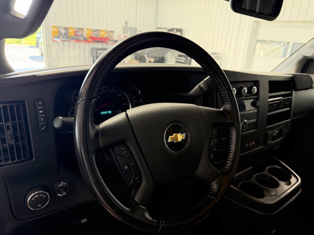 Used 2021 Chevrolet Express 3500 w/ Power Convenience Package RWD image 11