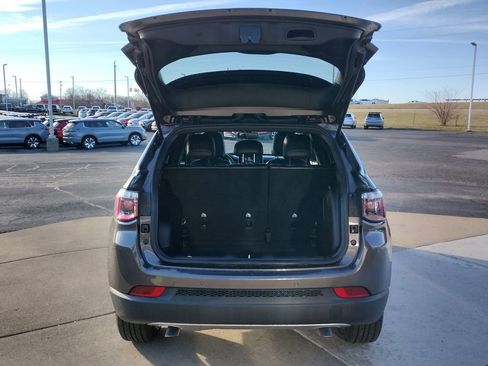 Used 2023 Jeep Compass Limited w/ Sun and Sound Group image 16