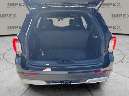 Used 2025 Ford Explorer Platinum AWD/4WD image 19