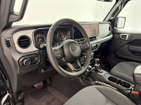 Used 2024 Jeep Wrangler Sport S image 4