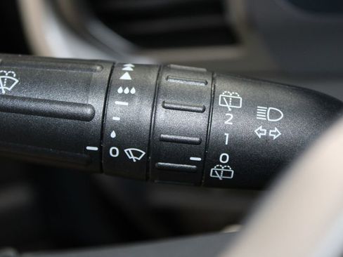 Used 2024 Ford Expedition XLT image 46