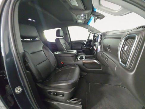 Used 2020 GMC Sierra 1500 SLT w/ SLT Premium Plus Package AWD/4WD image 15