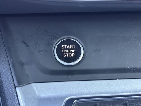 Used 2022 Audi Q3 2.0T Premium w/ Convenience Package image 8