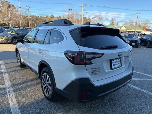 Used 2021 Subaru Outback Premium image 5