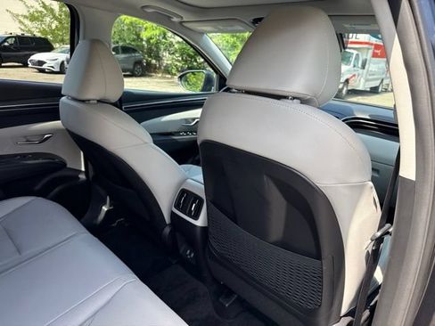 Used 2024 Hyundai Tucson Limited AWD/4WD image 25