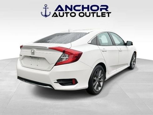 Used 2019 Honda Civic EX image 9