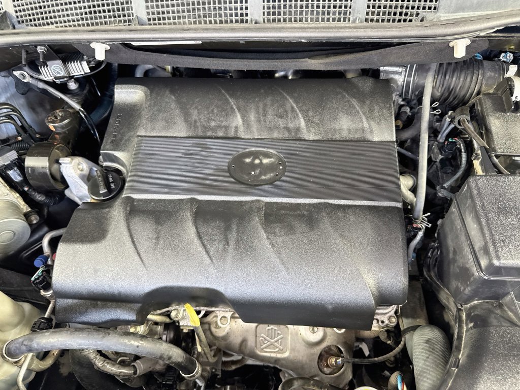 Used 2016 Toyota Sienna SE FWD image 37