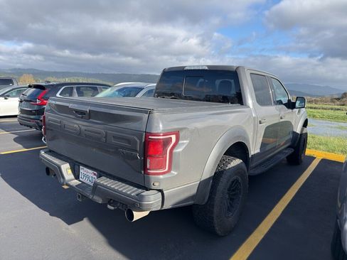 Used 2018 Ford F150 Raptor w/ Equipment Group 802A Luxury image 2