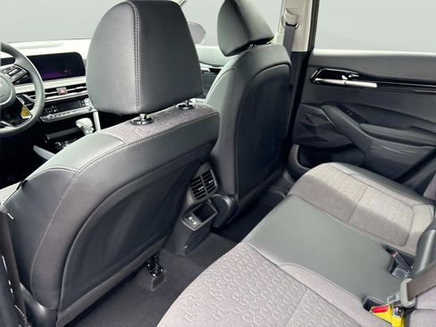 Used 2025 Kia Seltos S FWD image 16