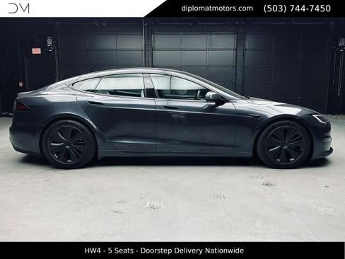 Used 2025 Tesla Model S AWD/4WD image 7