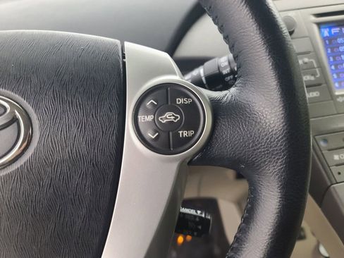 Used 2013 Toyota Prius Four image 28