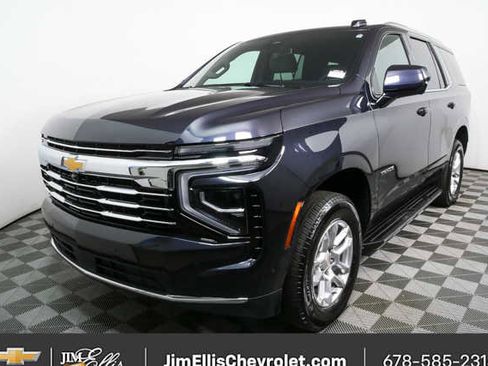 Used 2025 Chevrolet Tahoe LT image 31