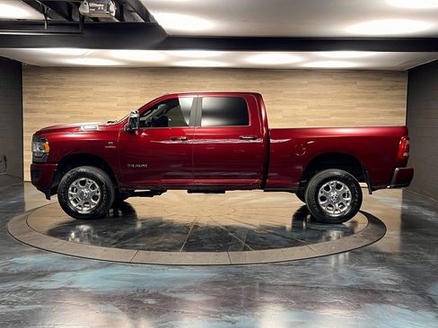 Used 2023 RAM 3500 Laramie AWD/4WD image 18