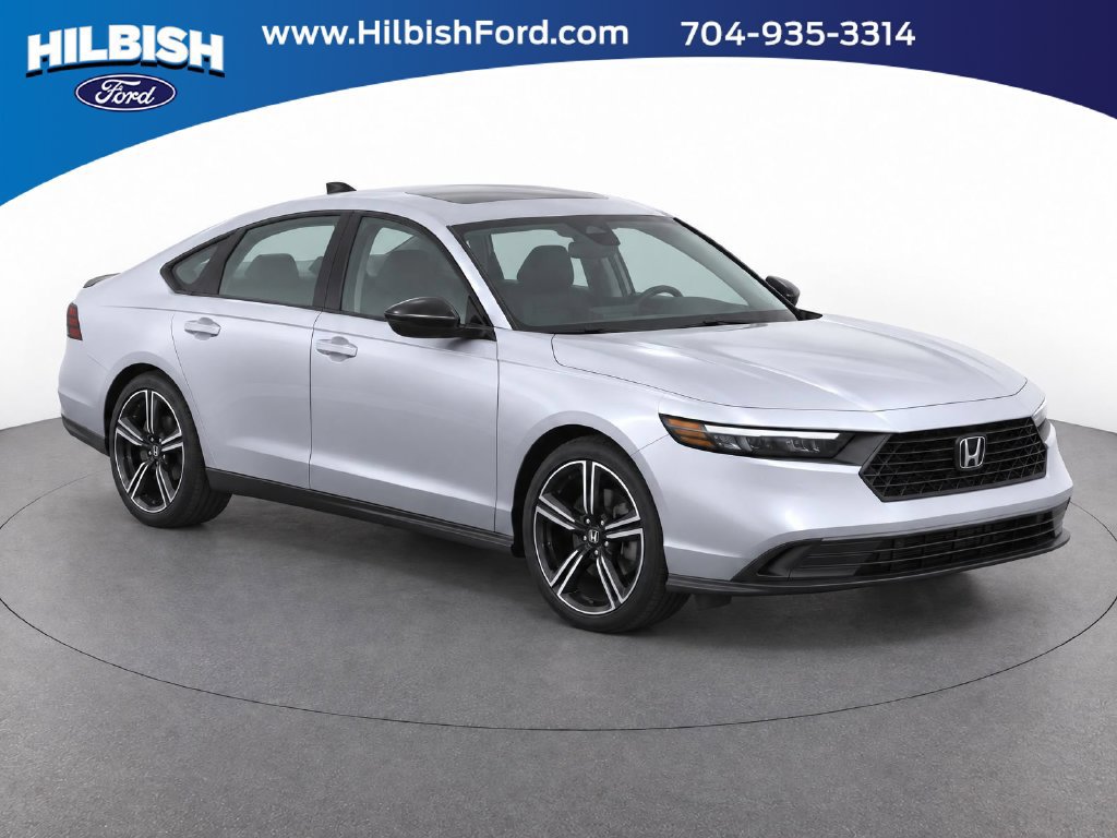 Used 2023 Honda Accord Sport image 1