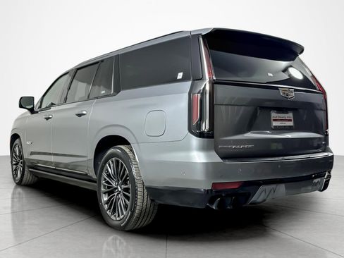 Used 2024 Cadillac Escalade ESV V w/ LPO, Floor Liner Package image 3