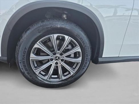 Used 2024 Mercedes-Benz GLC 300 image 23