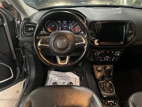 Used 2019 Jeep Compass Limited image 7