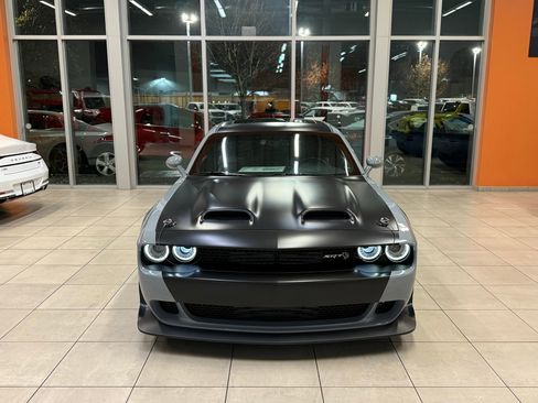 Used 2020 Dodge Challenger SRT Hellcat Redeye image 6