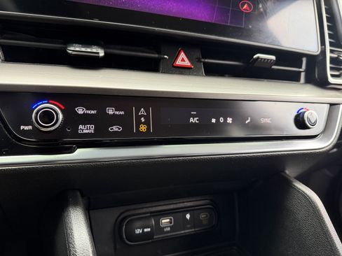 Used 2023 Kia Sportage EX image 36