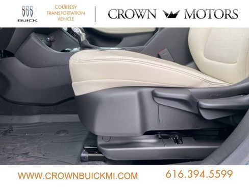 Used 2025 Buick Encore GX Preferred image 13