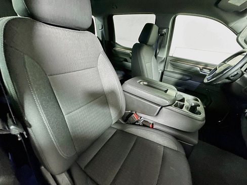 Used 2023 Chevrolet Silverado 1500 LT AWD/4WD image 27