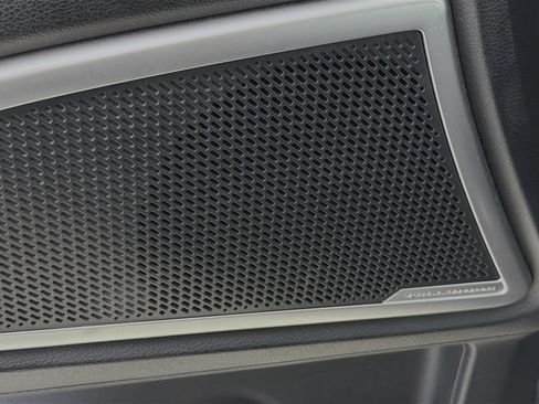 Used 2025 Kia Telluride S AWD/4WD image 24