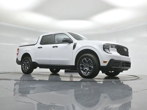 New 2026 Ford Maverick XLT FWD image 3